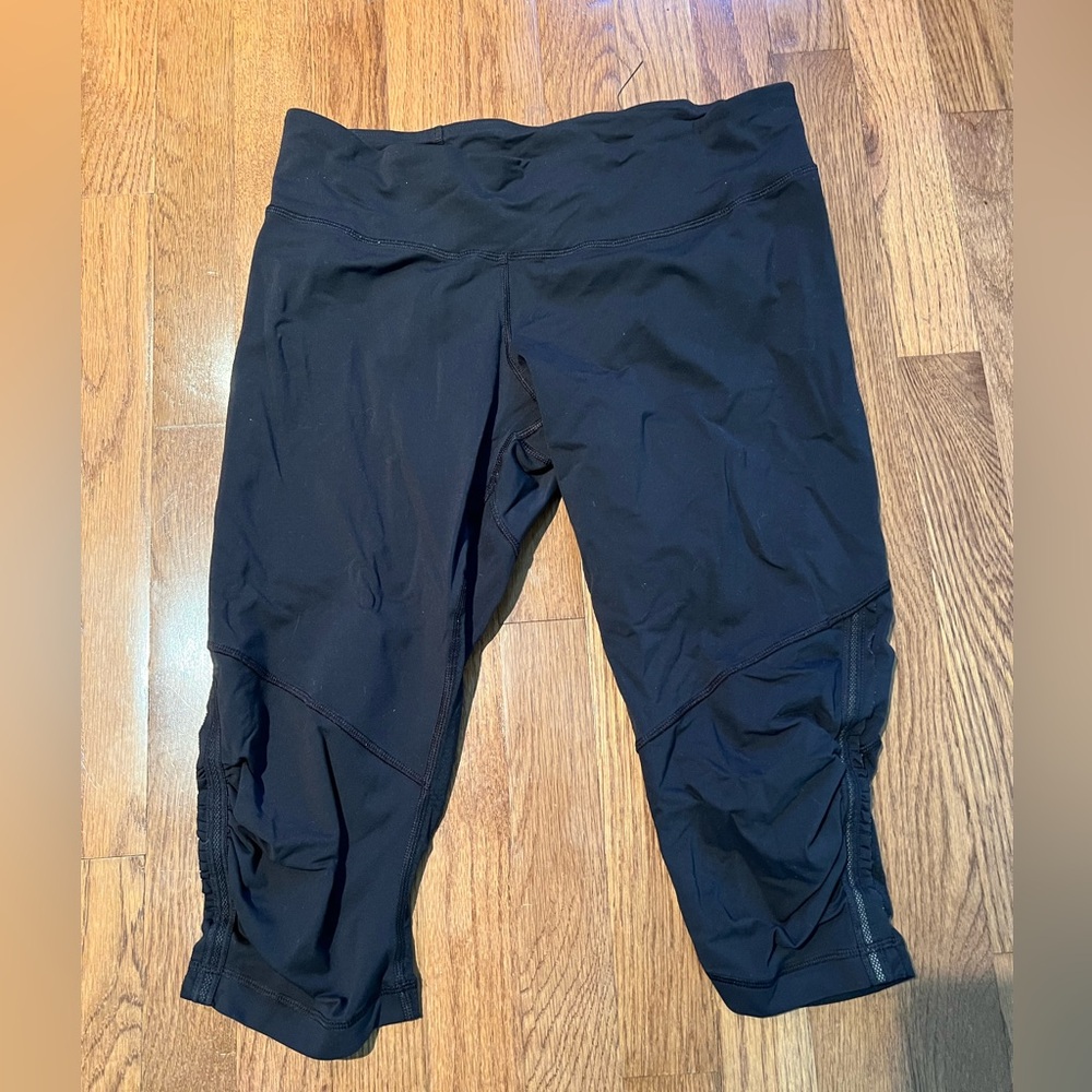 Lululemon leggings size 8 used**